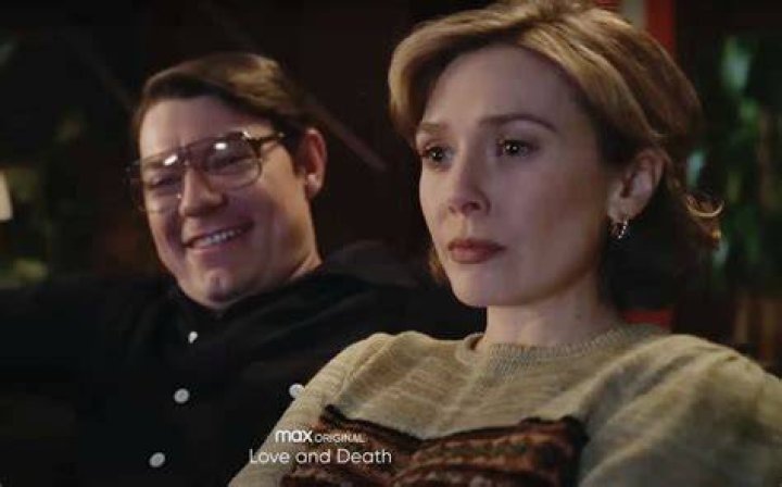 Almost Famous actor who plays Pat Montgomery in HBO Max's Love and Death: 2 wds.
