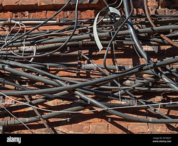 Can you leave old wires in wall?