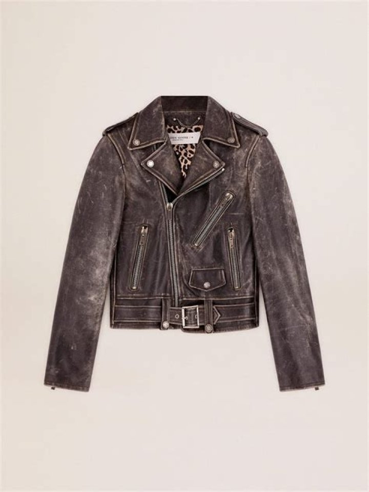 Can you wear a leather jacket in the rain or snow?