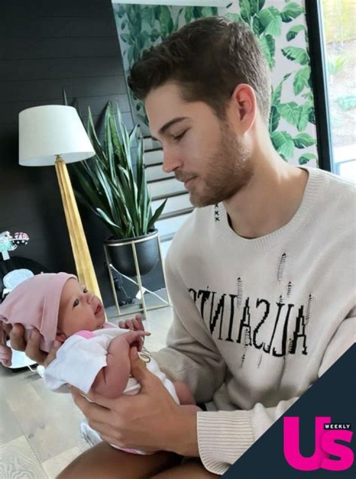 Did Melissa Benoist have her baby?