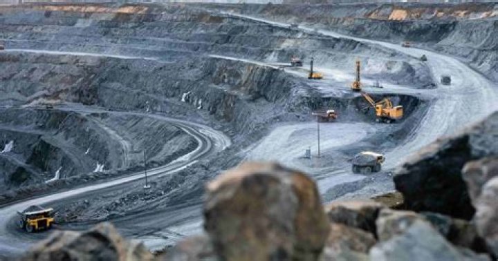Does Canada have lithium?