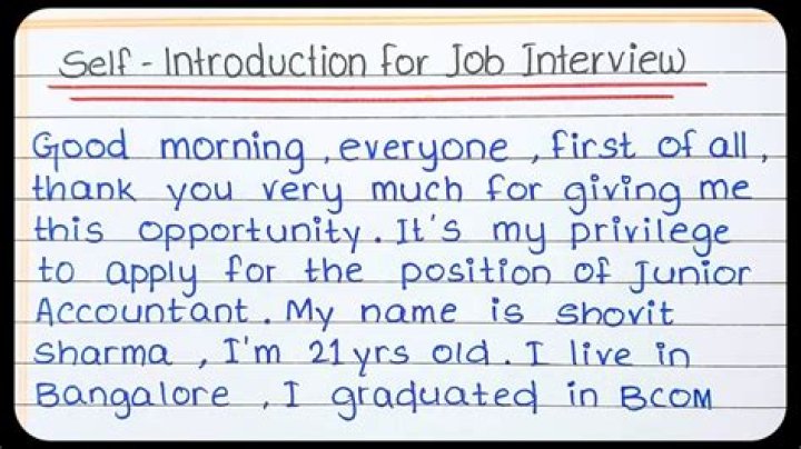 How can I introduce myself in interview for fresher?