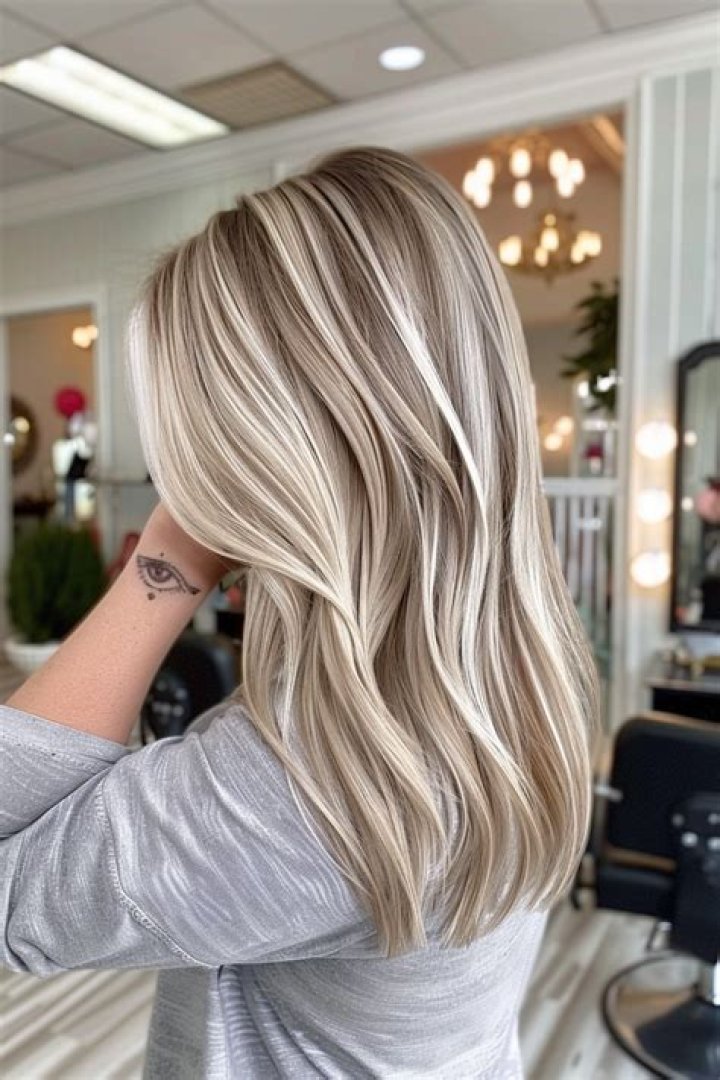 How do you preserve highlighted hair?