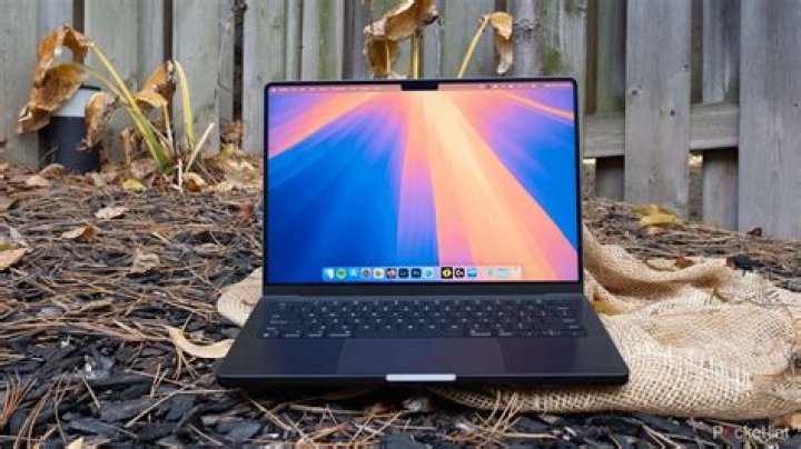 How do you reset your Macbook Pro?