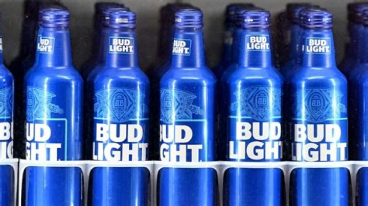 How much alcohol does Bud Light have?