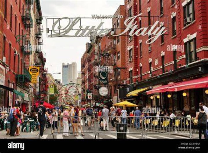 Manhattan neighborhood west of Little Italy