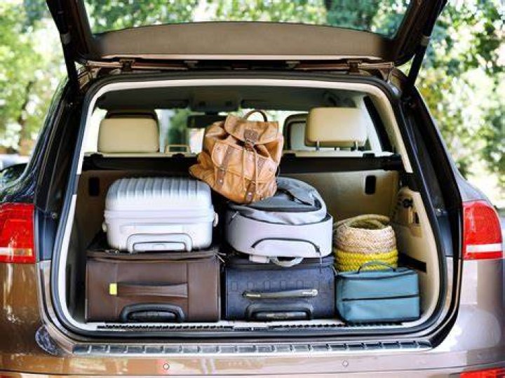 Pack as the trunk of a car: 2 wds.