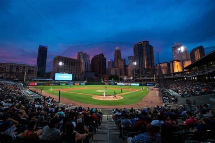 ___ Stadium (former ballpark in Queens)