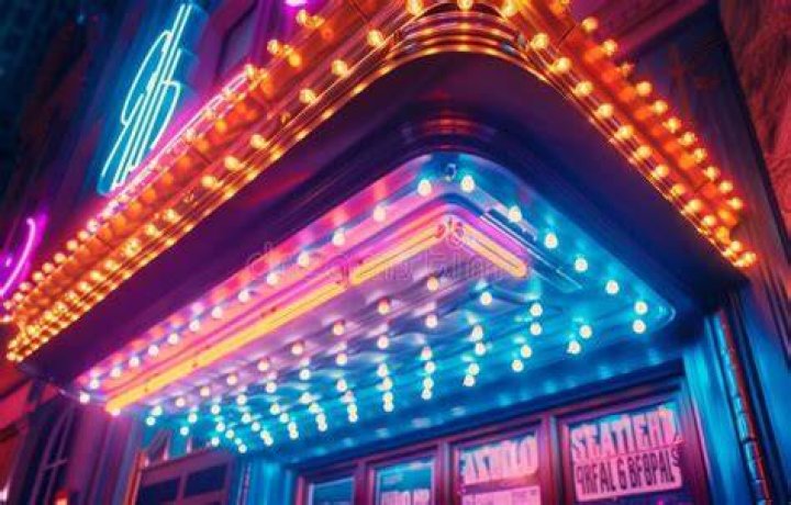 Type of bright light on Broadway