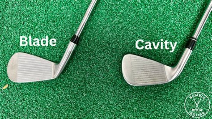 What does a bid of 4 clubs mean in bridge?