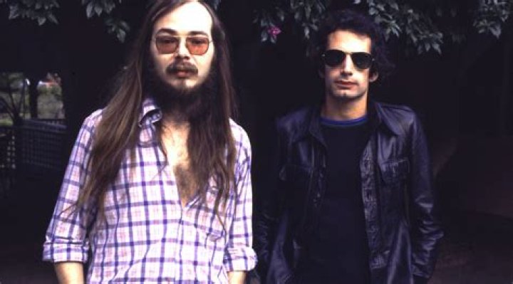 Who plays guitar for Steely Dan now?